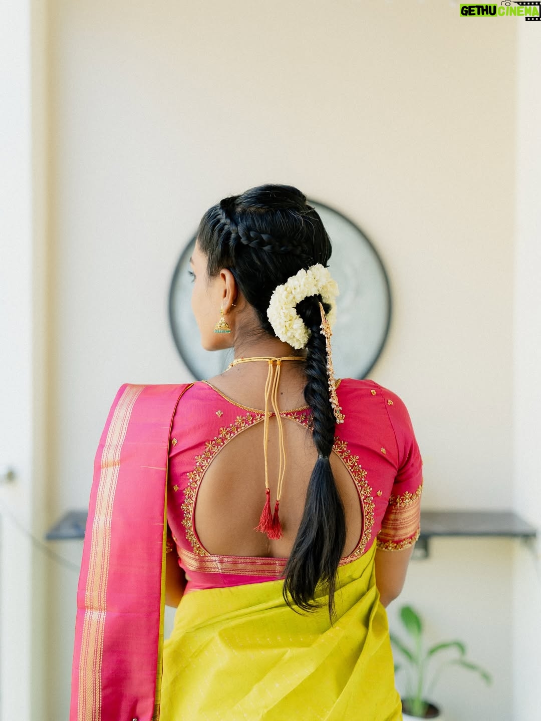Teja Venkatesh - 48.8K Likes - All smiles, silk and sunshine for my special day 🤍🥹

This Saree is sooo special for me !Thanks to my Man who always makes me feel special and blessed 🤍🥹♾️ 

Beautiful blouse stitched by @niga_designers 🤍

#ponnu #specialday #sunshine #nov1st #birthdayspecial