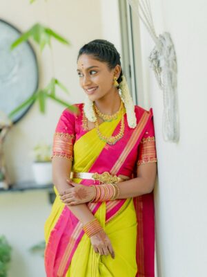 Teja Venkatesh Instagram - All smiles, silk and sunshine for my special day 🤍🥹

This Saree is sooo special for me !Thanks to my Man who always makes me feel special and blessed 🤍🥹♾️ 

Beautiful blouse stitched by @niga_designers 🤍

#ponnu #specialday #sunshine #nov1st #birthdayspecial