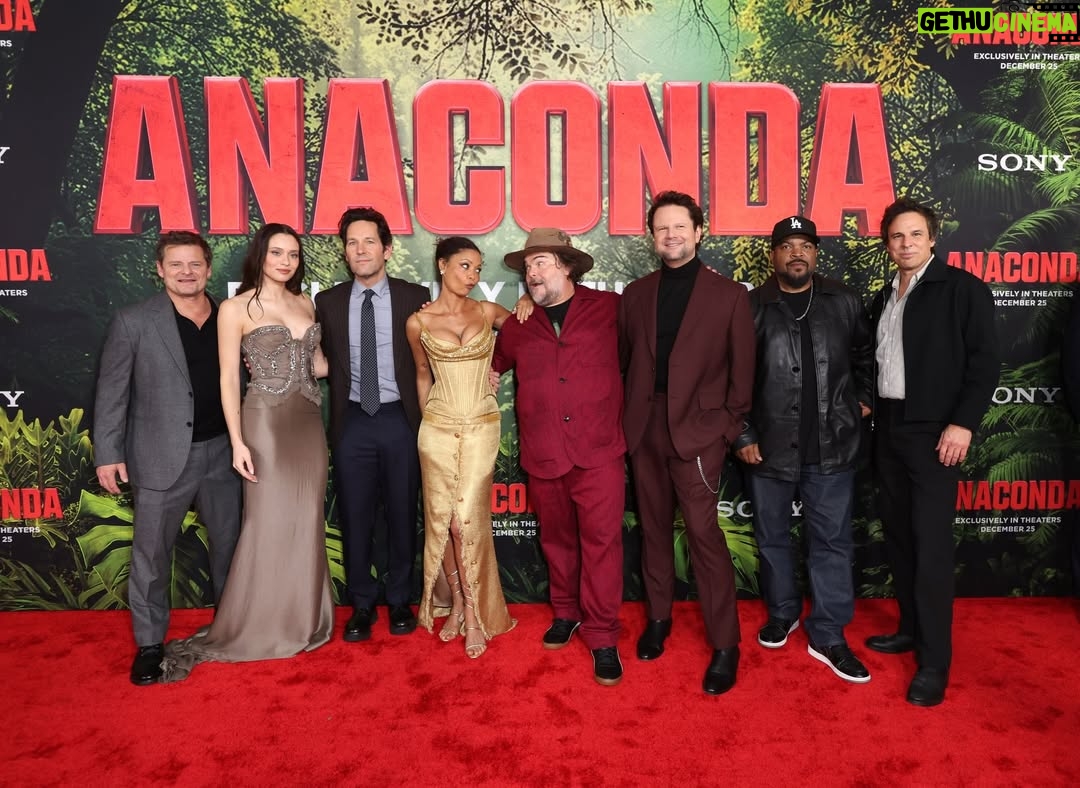 Thandiwe Newton - 4.6K Likes - Things got wild at the #AnacondaMovie World Premiere.

Don’t miss the holiday’s biggest comedy – in theatres this Christmas. Get tickets now.