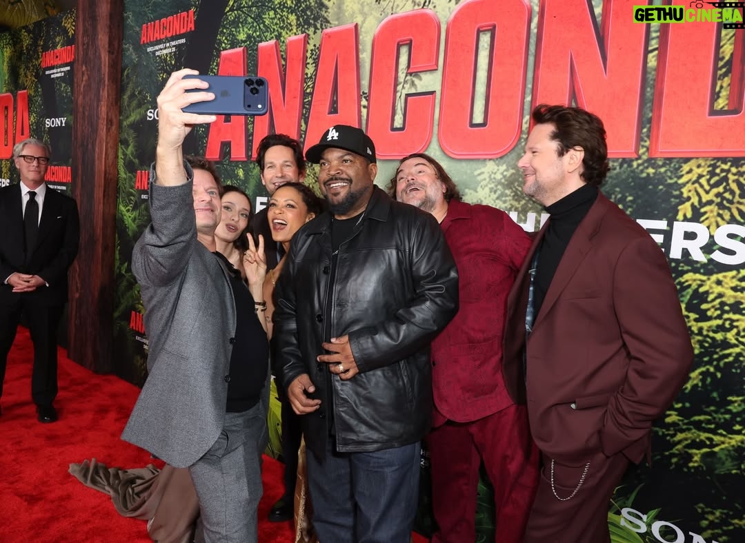 Thandiwe Newton - 4.6K Likes - Things got wild at the #AnacondaMovie World Premiere.

Don’t miss the holiday’s biggest comedy – in theatres this Christmas. Get tickets now.