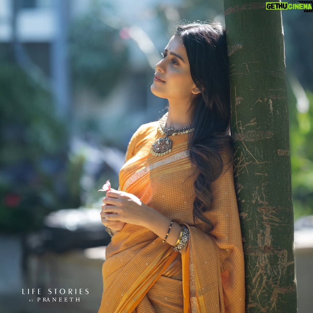 Thanuja Puttaswamy - 70.5K Likes - All my family dreams and prays for my well-being,
but my heart dreams only about our happiness and togetherness.
The love I share with my pyaars has no ending, it will stay with me for my entire lifetime 🤍✨

Outfit by  @threads_by_girija

#Thanuja #ThanujaPuttaswamy
#thanujaputtaswamy #actorthanujaputtaswamy
#thanujaputtaswamybb9