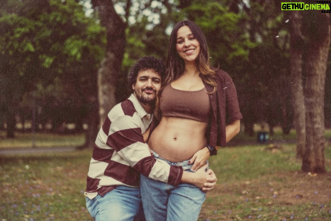 Thati Lopes - 81.1K Likes - Agora 3! 
Transbordando de amor e felicidade! 🧡🧡🧡