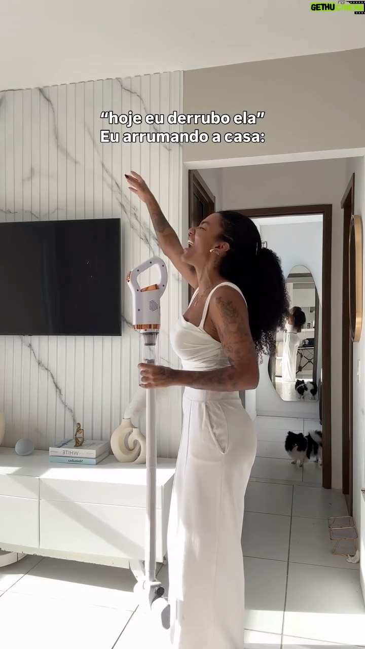 Thuany Raquel - 6K Likes - Pelo poder desse amor 🤍🙏🏾🥹