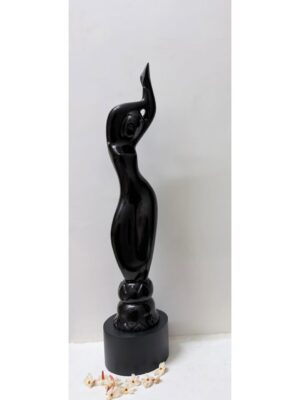 Tillotama Shome Instagram - Thank you @filmfare . Thank you to the jury and all those who voted for me( you made it happen!)
Channelling the black lady. 

Best supporting actor, female for Paatal Lok @primevideoin 
#sudipsharma @avinasharundhaware thank you again for Meghna Barua.

Wearing a custom made @cord.in 
Jewels by @tyaanijewellery 
HMU @themakeupwaley 
@anila_hairandmakeup 

#paatallok #filmfare