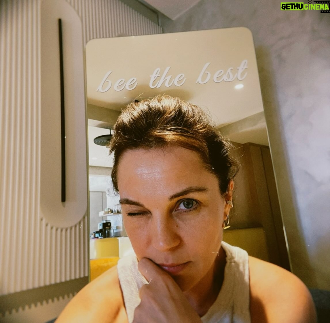 Tülin Özen - 3.3K Likes - Bu aralar ve bi aralar #beethebest @podbee.media .. ve de bir gala @bkmonline #adile film ❤️ @caganirmak1 @baris.yildiz @_serhattutumluer @bilgesuakin @zfracr @cemrandir @berfin_eliif @candostb gujan ve de tabi @thismagicaldepression ❤️ ve de as always I Protest #iprotest