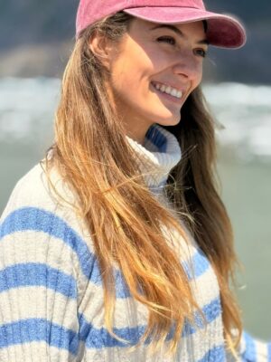 Tutú Vidaurre Instagram - ¡ Oficialmente, es una película !
Última Terra 🎥🎞️

También es el cumple de la reina @abigailruizmake_up 

Gracias a Aysén y sus bondades, a @lucioarojas y a este maravilloso hotel @loberiasdelsur 🫶🏼🙏🏽