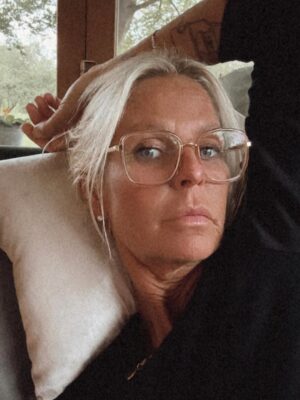 Ulrika Jonsson Instagram - Farewell, my beloved August.
I shall miss you and your warm days of hope and promise. Your lazy evenings and heavy nights.
You, the last leap of summer.
You, the final huzzah for me and all the lions, before we are forced to wait impatiently for you to visit again.
And a quiet, subdued welcome to you, September. Always my nemesis.
Black Dog descending quietly and unassumingly.
I know you’re coming. I am forewarned by my persistently darkening mind; anxious, shadowy moments desperately seeking out the last of the light. But I am never forearmed.
You come, Black Dog every year.
You are consistent, l’ll give you that.

But no matter how I prepare myself, you snap at my heels until I’m forced to accept that we will walk side by side together until you set me free again.
And you will. Because you have before.
You’re consistent. I’ll give you that.

In the meantime I will try to keep my chin up to the sun. I will try to accept that without darkness I cannot appreciate the light.
I will endure.
I might yield from time to time and acknowledge your temporary presence.
But for now, a small and reluctant welcome to you, September.