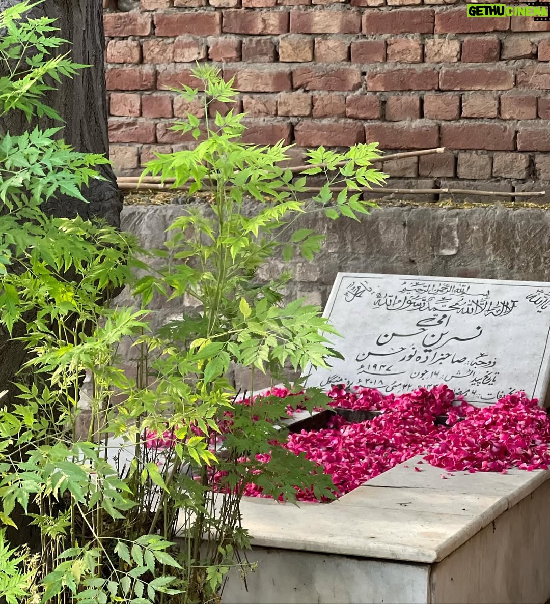 Uzma Hassan - 15.3K Likes - 22nd May.. 7 years ago, I lost my whole world.. 

I miss you so much, Mommy… 💔

#untilwemeetagain