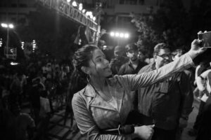 VJ Kalyani Instagram - Some very special moments... couldnt have asked for more:)
Gratitude is all i have 🙏
...
@victor_storys_ thankyou for this vicky:)
Muah: @revyz_makeover 
...
#prerelease #tour #host #nammatrichy #fun #vjkalyani🎤