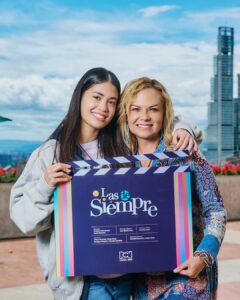 Valeria Emiliani Instagram - Ya les puedo contar!! Comenzamos a rodar #LasDeSiempre Valeria llegó para enseñarme muchas cosas ❤️