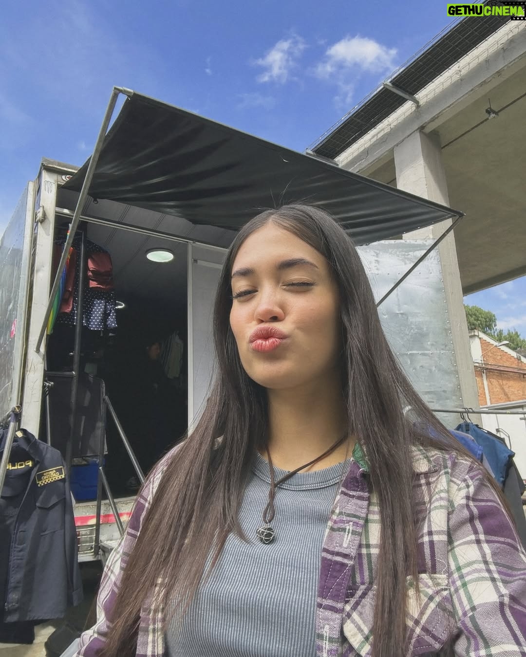 Valeria Emiliani - 3.4K Likes - Momentos lindos, gente linda, días lindos ❤️✨( ignoren mis pelos de alfalfa 😂)