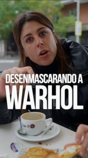 Valeria Ros Instagram - WARHOL, UN VENDEMOTOS DE MANUAL 😅 #comedia #reel #humor #standup 

Nos vemos el próximo jueves 27 de noviembre en el @palacioprensa de MADRID y el 3 de octubre en PAMPLONA. ¡Se os quiere! 💕💕💕