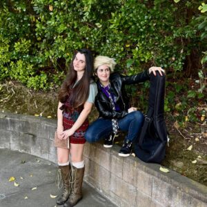 Vanessa Marano Instagram - She writes…and picks our Halloween costumes. Truly, the things I’ll only do for my sister - HAPPY BIRTHDAY @vanessamarano !!!!