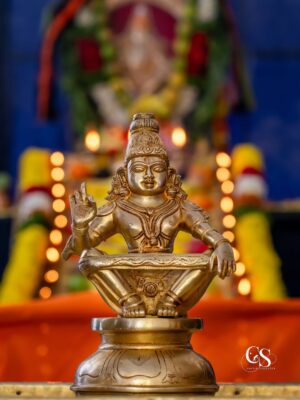 Vasanthi Krishnan Instagram - Happy birthday to love of my life ❤️, you pamper me like my mother, you guide and protect me like my father, you are my best friend where I can do all nonsense. My handsome husband you are my everything. Glad we performed padi Pooja rituals at home today on the occasion of your birthday lord Ayyappa blessings to you and our family ✨🙏🏻
.
.
.
.

Photography @candid_shoooter_ 📸

#instagram #inspirational #devotional #vibe #instamood