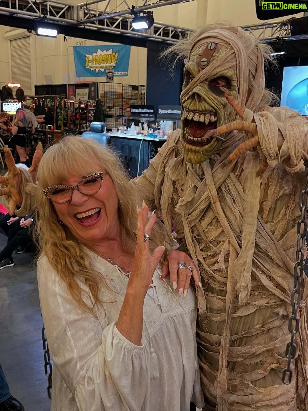 Ve Neill - 2.6K Likes - Friday night @monsterpaloozaofficial with this amazing @stevelaporte_facemaker creation that the absolutely fabulous @greasepaintgirl also helped bring to life ✨💚 
@kevinkeppy as the wonderful model 
•
#monsterpalooza #makeup #makeupartists #ppi #ppipremiereproducts #sfx #sfxmakeup #sfxmakeuptutorial #sfxmakeupartist #specialeffectsmakeup #prosthetics #monsters
