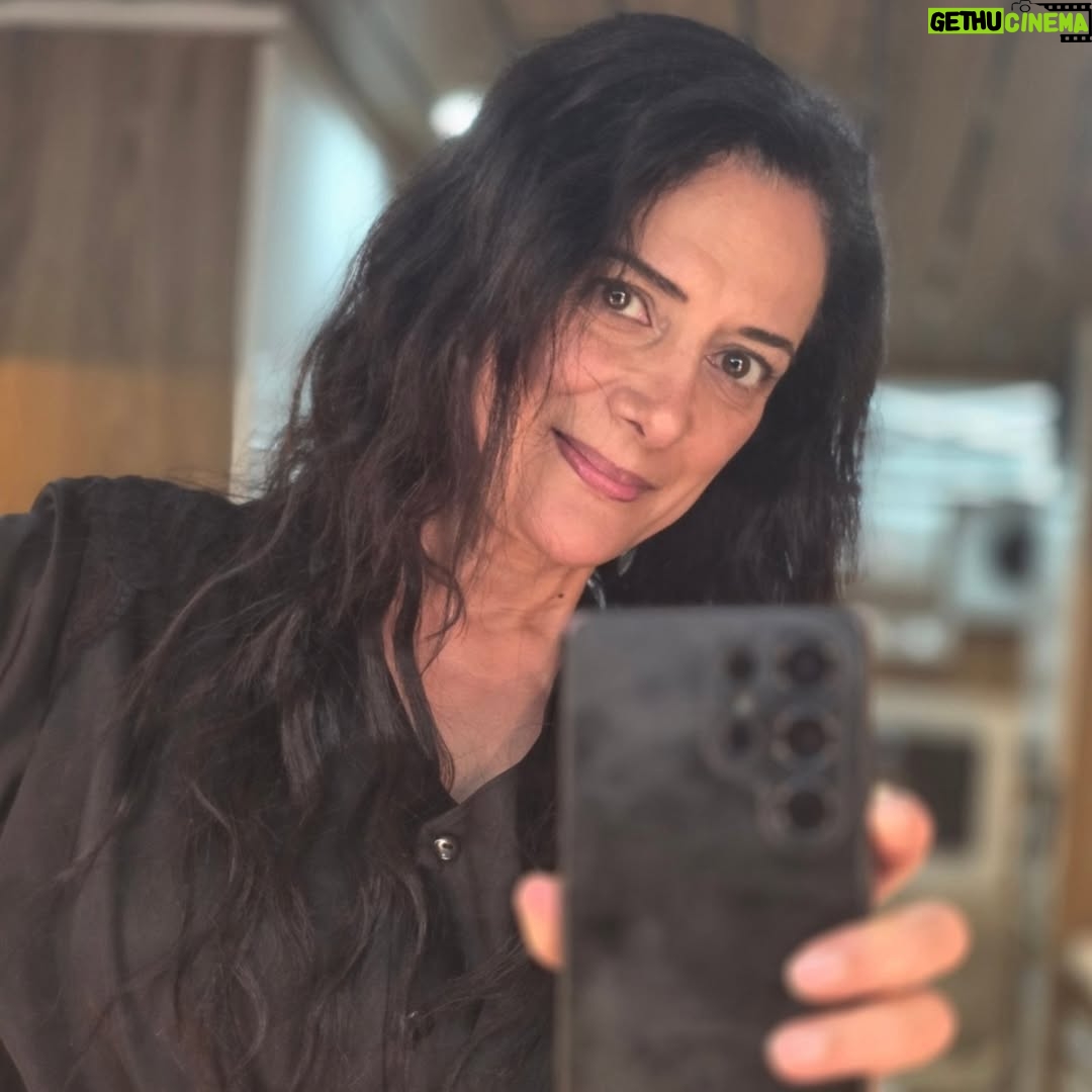 Veda Yurtsever - 8.1K Likes - Ortaya karışık...