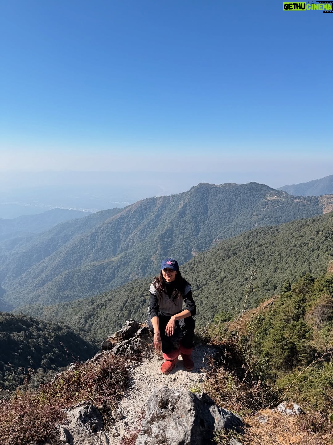 Vedika Pinto - 55.2K Likes - Pahadi Dump 🏔️