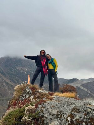 Vedika Pinto Instagram - Ended the year that was, in magical Kedarnath with my chaddi friend. So much to be grateful for and so much to look forward to. #happyalmostbdaytome