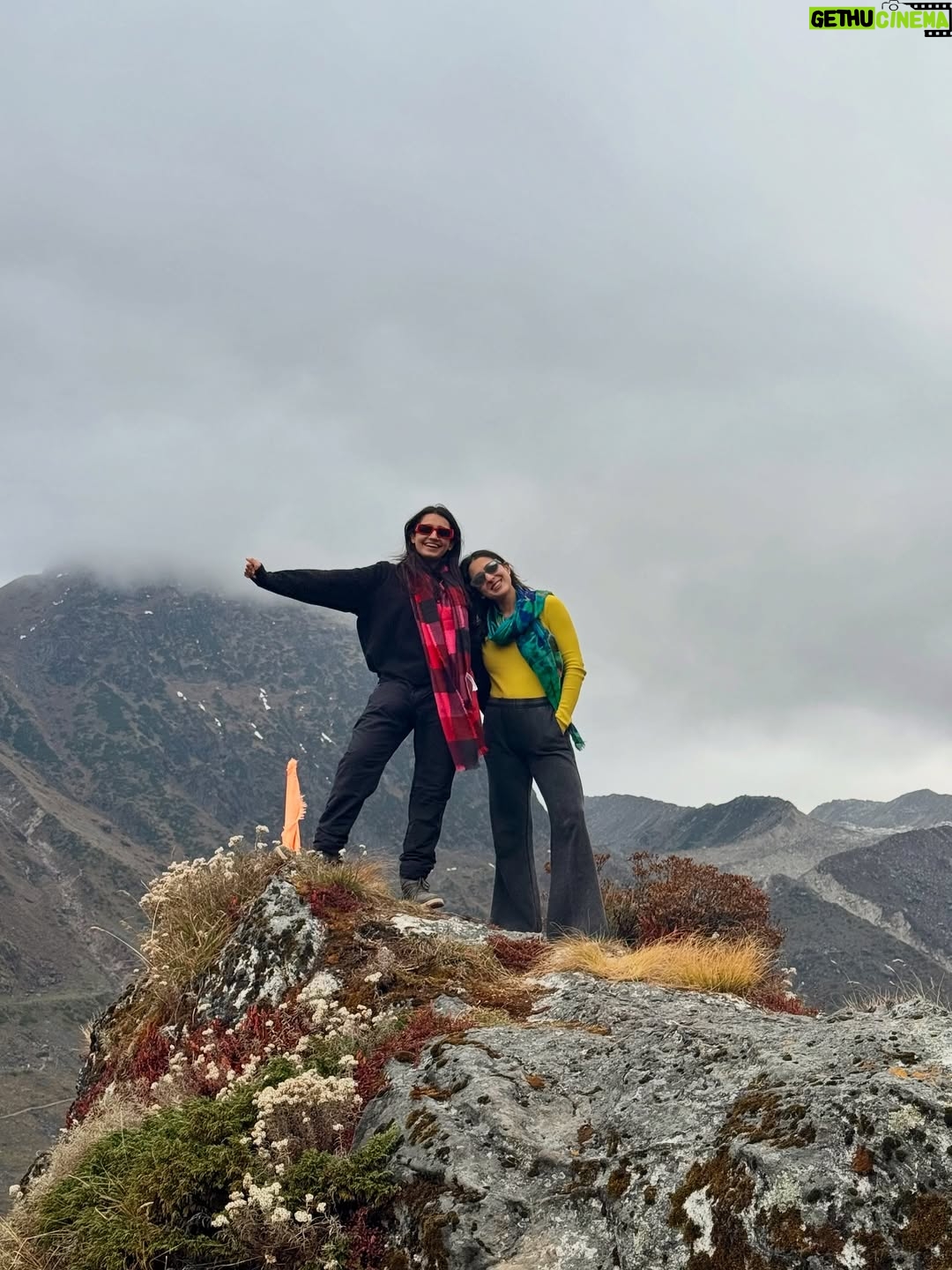 Vedika Pinto - 34.4K Likes - Ended the year that was, in magical Kedarnath with my chaddi friend. So much to be grateful for and so much to look forward to. #happyalmostbdaytome