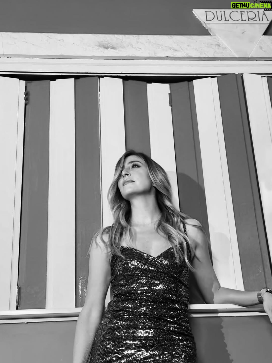 Verónica Orozco - 8.5K Likes - La dulcería 🎪

📷 @eltuto8