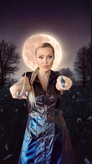 Veronika Mindal Instagram - What started as a playful visual experiment slowly became a return to acting.
Not costumes anymore — archetypes.

A woman with blades under the moon.
Because an Amazon lives in every woman.
European women carry ancient feminine power — strength, desire, protection — once hidden, now remembered.

This is not a role.
This is a calling.

#ActingJourney
#ActorLife
#FemaleWarrior
#AmazonEnergy
VikingSpirit
VikingWoman
SlavicPower
UkrainianRoots
WomenOfTheNorth
MythicFemininity
AncientFeminine
FemininePower
WarriorWoman
FantasyCinema
PeriodDrama
HistoricalFantasy
NordicVibes
EuropeanHeritage