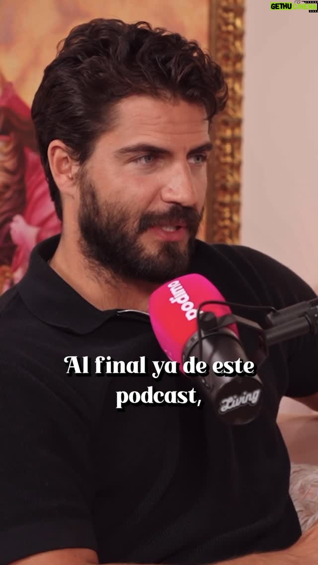 Victoria Martín - 25.2K Likes - Os juro que @maxi_iglesias no estaba secuestrado. Solo en @podimo_es espero que os guste besos. 💕💕💕💕🤷🏻‍♀️🤷🏻‍♀️💕💕