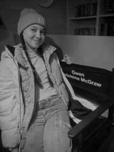 Actress Violet McGraw HD Photos and Wallpapers March 2026