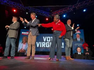 Winsome Earle-Sears Instagram - 📍Manassas - Stop 21

Get out to vote, Virginia! We are ready to win this for all Virginians! 

When we vote, we win! Make sure to tell 10 friends to go to the polls to cast their ballots for common sense!

Onward to victory, Virginia! 🇺🇸