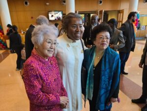 Winsome Earle-Sears Instagram - 📍Korean Central Presbyterian Church - Stop 16

What a blessed time it was to spend time with the Korean Central Presbyterian Church community. 

Our ticket will always stand with you, and we will fight for freedom and faith every day! 

Make sure to get out and vote on Tuesday!