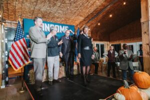 Winsome Earle-Sears Instagram - 📍Fauquier County - Stop 10
The Commonsense, Not Nonsense Tour continued on to Fauquier County. Thank you to everyone who joined us as we work to win this for Virginia!
Our future is in your hands, Virginia. Vote with commonsense for our Commonwealth.
Onward! 🇺🇸