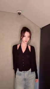 Actress Yeoreum HD Photos and Wallpapers November 2025