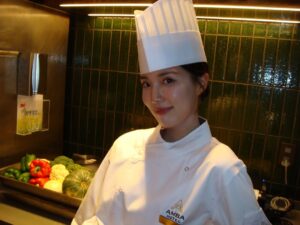 Yoon Seo-ah Instagram - 그리고 순금이 (aka. 24k) 🏅🥇🏆💛👩🏻‍🍳
