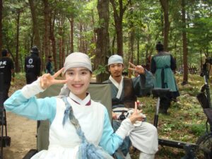 Yoon Seo-ah Instagram - 아가씨와 전하를 지켜라!!!!! 🥊⚔️🤼‍♀️🏃‍♀️‍➡️🏃‍➡️⚔️🥊