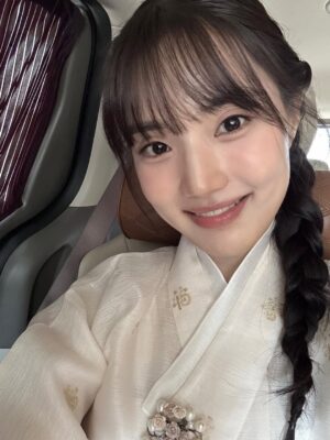 Yoon Seo-ah Instagram - 🌕🐰🌾💛🙏