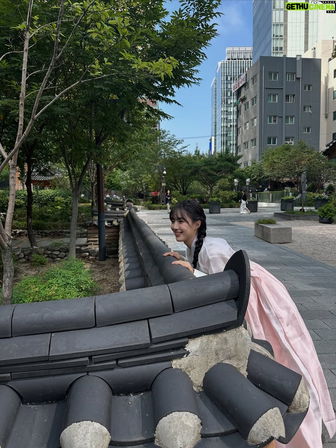 Yoon Seo-ah - 72.6K Likes - 🌕🐰🌾💛🙏
