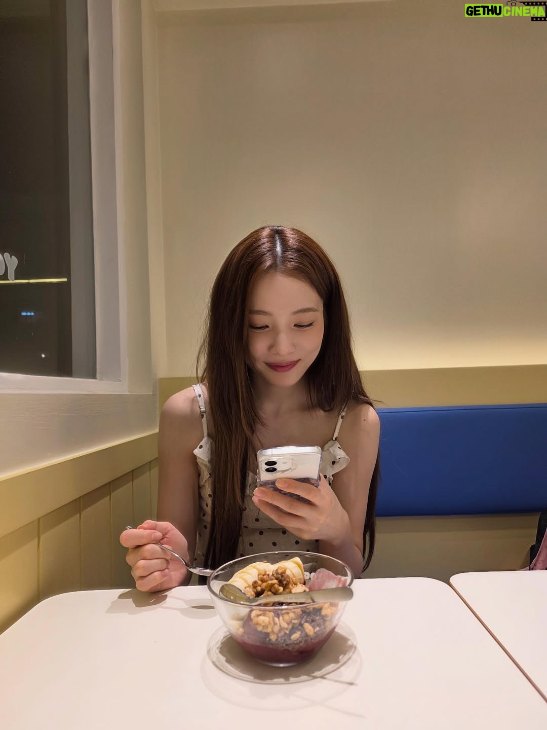 Yoon So-hee - 13.9K Likes - 🍧