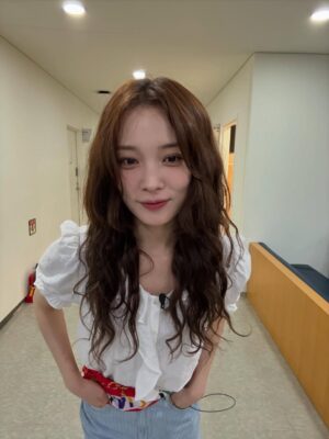 Yoon So-hee Instagram - 조금 후 10시에 브레인 아카데미 👍