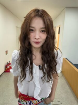 Yoon So-hee Instagram - 조금 후 10시에 브레인 아카데미 👍
