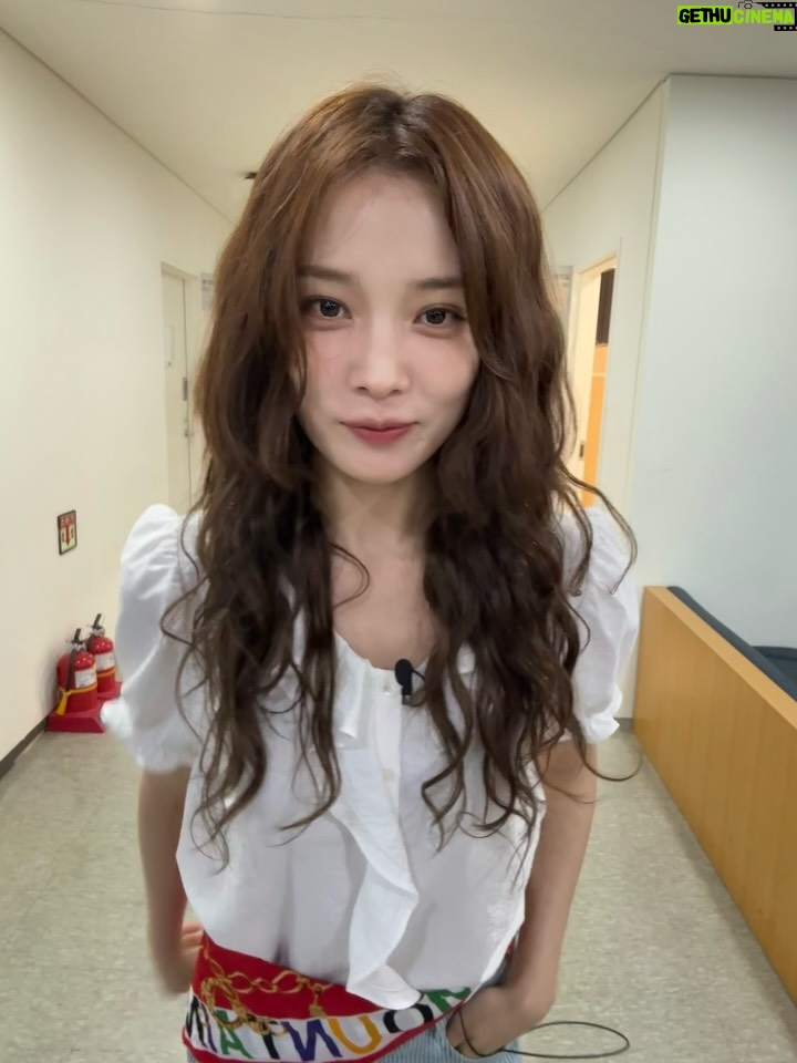 Yoon So-hee - 13K Likes - 조금 후 10시에 브레인 아카데미 👍