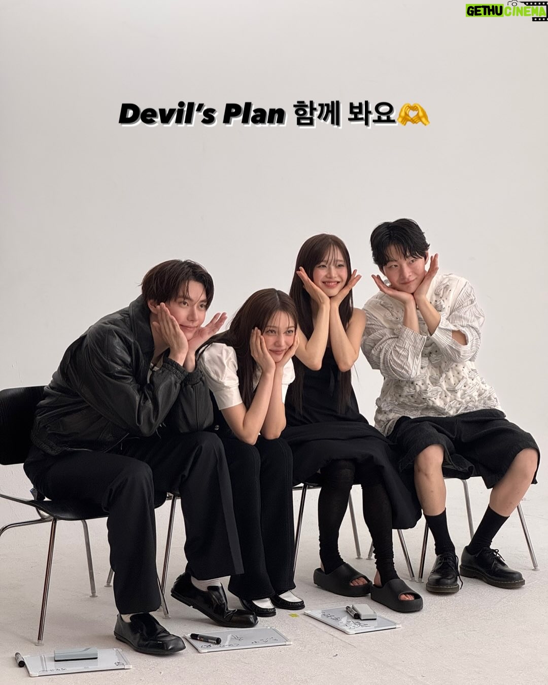 Yoon So-hee - 28.6K Likes - 오늘부터 3주간 😈⠀⠀
⠀⠀
⠀⠀
⠀⠀
⠀⠀
⠀⠀
#데블스플랜 #netflix #cosmopolitan