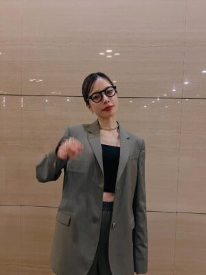 Yuki Sakurai Instagram - 皆様こんばんは

本日は、映画「フロントライン」公開初日舞台挨拶でした。

この作品が、たくさんの方々に触れていただけますように。

本日、劇場まで足を運んでくださった皆様、本当にありがとうございました。

ピースで決めようとしたけど間に合わなかったの図

よくあるよねー

　　　　　　　　　　　　　　　　　　桜井