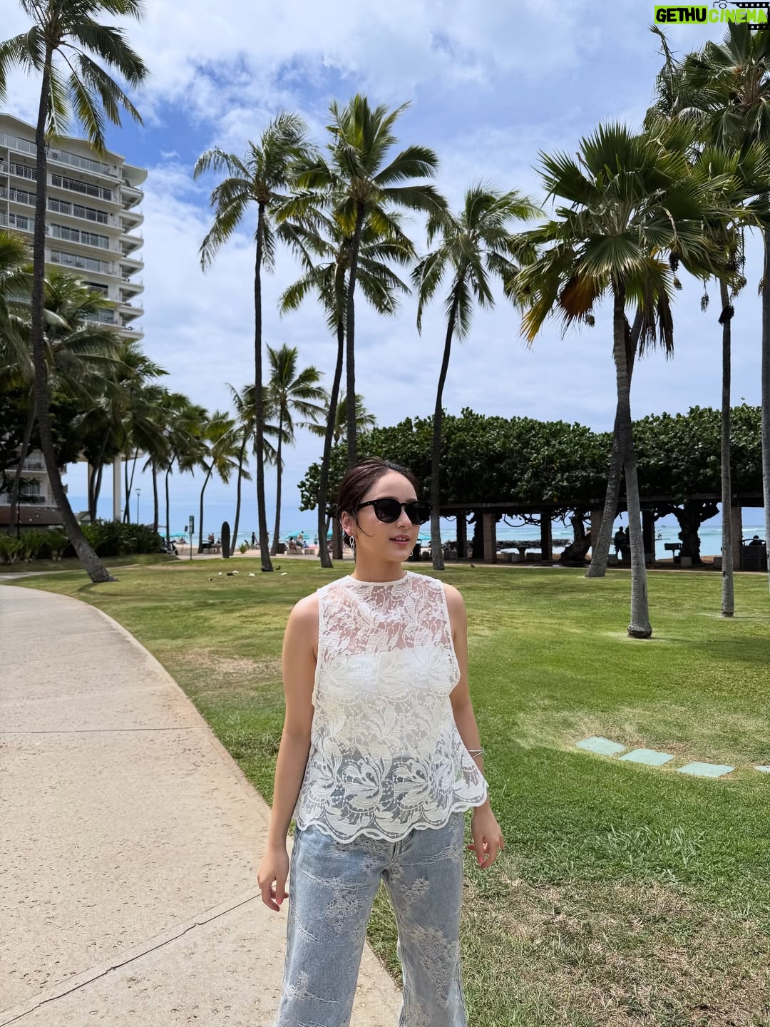 Yuna Taira - 9.3K Likes - 🩵🩷💜
Best summer ever!
Thanks a lot :)🤙🏽🤙🏽🌺
@avian_official 
@88teesofficial