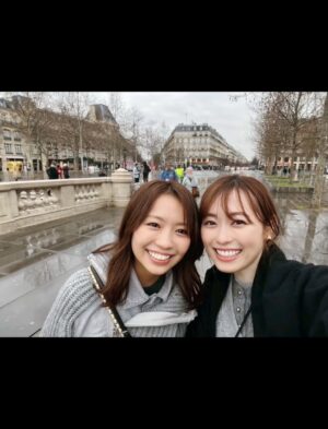 Yuno Ohara Instagram - 🗼🇫🇷🎨🥐
ㅤㅤㅤㅤㅤㅤㅤㅤㅤㅤㅤㅤㅤ
少し前のパリ旅行の思い出たち♡
沢山笑って、食べて、観光して。
心が満たされた時間でした☺︎
はるちゃんいつもありがとう！✨