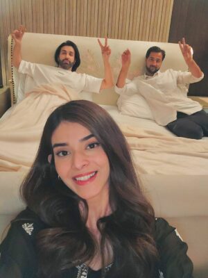 Zainab Shabbir Instagram - Heartfelt thanks! ❤️ 
Still in shock at the love for #ismeyaraan 
 Huge thanks to the entire team, cast, crew, and everyone behind the scenes. Your hard work and talent shine through. Can't wait for the next one🎬 Till then bye bye from Minha.🙇🏻‍♀️

#ismeyaraan #ThankYou #Appreciation