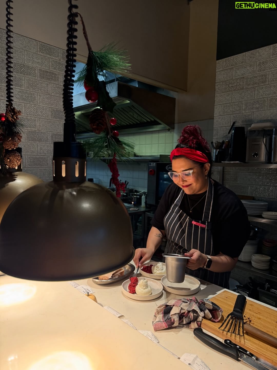 Zayn Marie Khan - 8.6K Likes - ❤️👼🏽🎀🎄 Christmas Lunch at @toastpastabar 🤤 exceptional! Thank you @devikambing and team 💥🤯 ate the rest of the food so quick we didn’t take photos 🤭