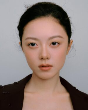 Zhao Jinmai Instagram - 🤎#miumiu