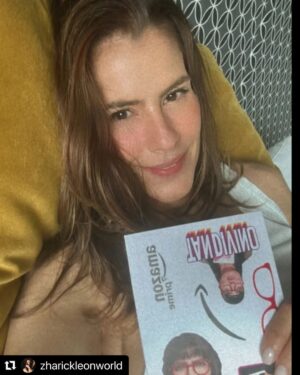 Zharick León Instagram - Quiero compartir este triunfo con todos ustedes… Gracias a la vida por esta oportunidad, al @canalrcn, a @primevideolat y a todas las fuerzas que se alinearon para que hoy yo también haga parte de esta maravillosa historia… Gracias!!!
.
.
.
.
.
.
.
.
#bettylafealahistoriacontinua