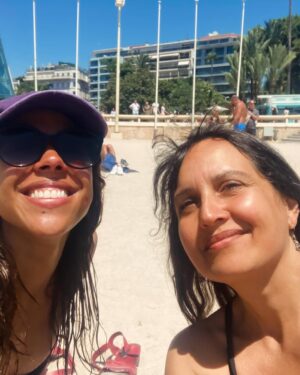 Zita Hanrot Instagram - 2 jours sur la côte 🌴🌺🎥🫶🏽