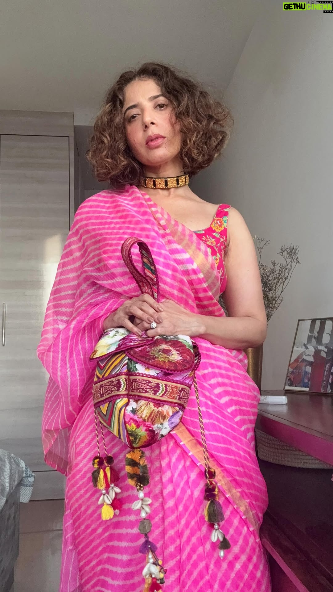 aiana jain - 2.2K Likes - Went to a friend’s house for dinner and I was in mood to wear a saree . My love affair with Kota Doriya, Bhandej and Leheriya is never ending !  I am forever planning trip to Jaipur which somehow just hasn’t happened in years , last time I went to Jaipur was 15 years ago and I just want to go there to shop my heart out !!! Universe make it happen soonest !!!
. Saree : @via_east 
. Blouse : Moi
. Necklace: @shopziddi 
. Footwear : @aprajitatoorofficial 
. Bag : @forestessentials X @toraniofficial 
. Lipstick : @bobbibrownindia (Watch the video for shade details ♥️)
.
.
.
.
.
.
.
. #aianaj #aianajsays #aianajstyles #aianajinsaree #viaeast #aprajitatoorofficial #shopziddi #bobbibrown #love #find #count #divine #shebang 
.