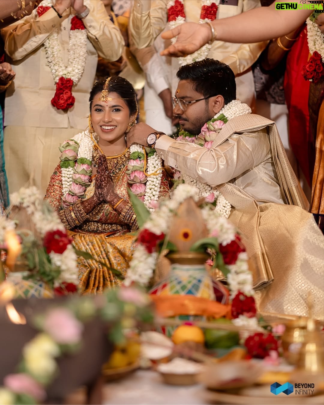 dharshini sudhakar - 49.8K Likes - To the beginning of our forever ❤️🪬…

📸 @beyondinfinitymedia 
MUA @vaishuzmakeover 
Mehendi @san_mehendi_nails_artistry 
Bangles @banglesofkraftiverse 
Saree @prakash_silks_and_sarees 
Blouse @yanni_sofias_the_designer 
Hipbelt @vilvajewels 

#wedding #tamil #fyp